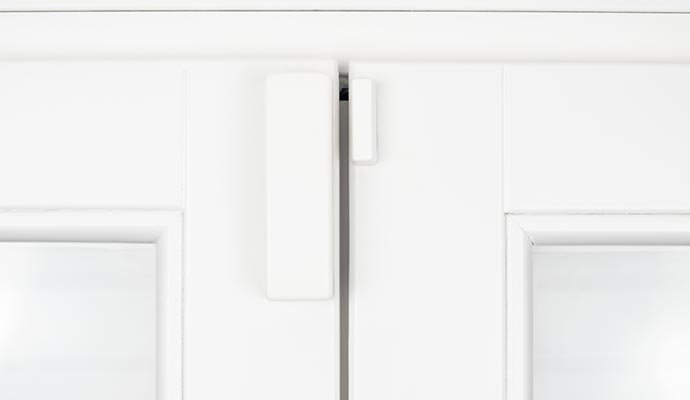 Alarm sensor for door